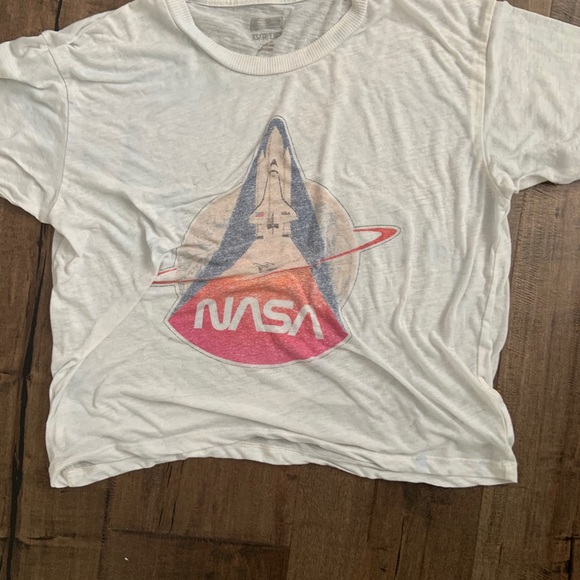 NASA graphic tee - Picture 2 of 2